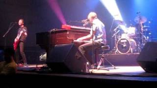 into the airwaves - jack&#39;s mannequin.