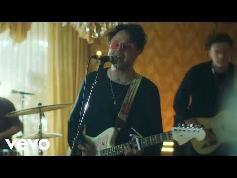 lovelytheband - maybe, i'm afraid (Official Video)