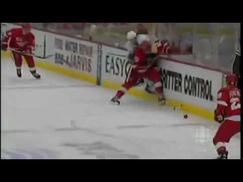 Johan Franzen Knees Sidney Crosby - Stanley Cup Finals - pittsburgh penguins vs detroit red wings