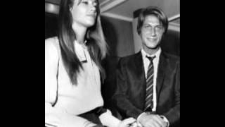 Françoise Hardy - C&#39;est lui qui dort - 1968
