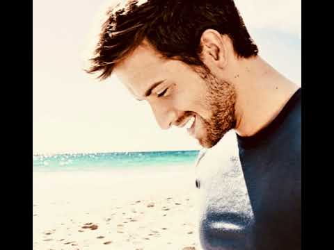 Pablo Alborán – Aunque Estés Lejos