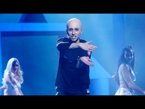 Eva Soriano imita a Eiffel 65 en 'Blue (Da Ba Dee)' - Tu Cara Me Suena