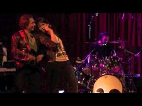 SAM NEVES "Sage et sauvage" - ZEBRE DE BELLEVILLE