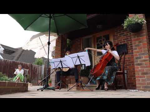 Eun Cho & Tom Ellis - Friedrich Dotzauer - Potpourri op.21