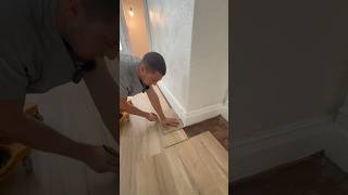 Download lagu Stop using a tape measure to cut flooring #scribe mp3