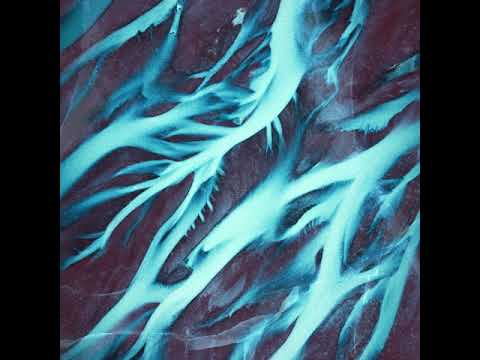 MNMT Premiere: Cliche Morph – Dynamic Stage