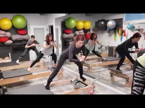 Skating on Reformer
