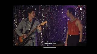 Hollywood (Live) - Jonas brothers on 50/50 show - subtitulada/español