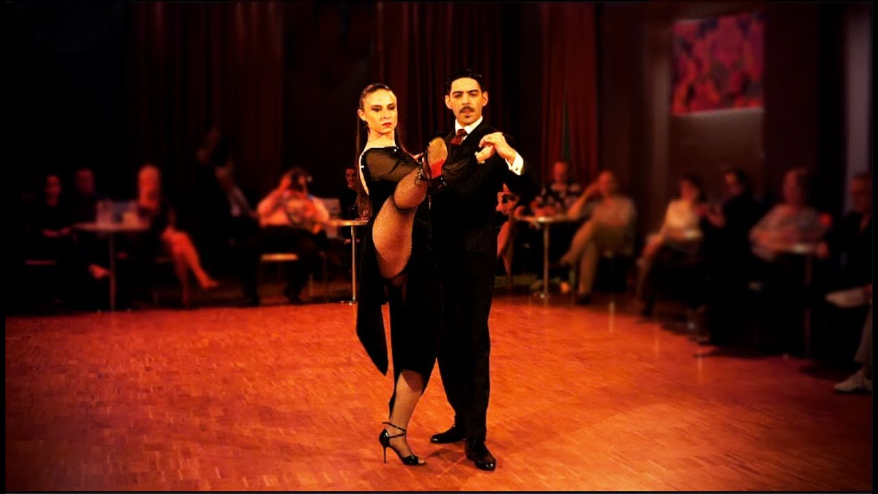 Video thumbnail for LUDOVICA ANTONIETTI Y CRISTIAN LUNA