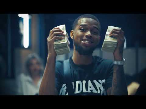 Lil Muk - LOVE 4 YOU (OFFICIAL MUSIC VIDEO)