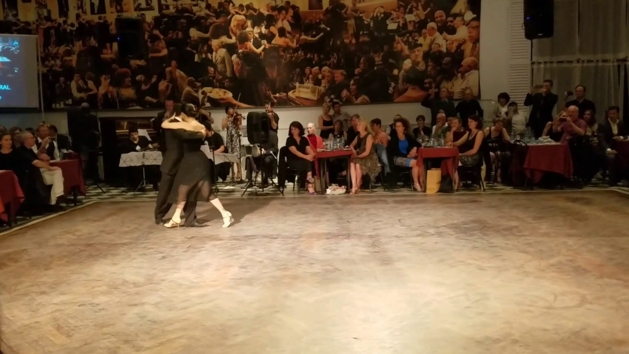 Guille el peque Barrionuevo y Mariela Sametband - Andate por Dios - Salón Canning