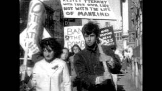 Skinny Puppy - Tin Omen (live version)