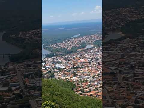 Barra do Garças lado MT direito do rio e Aragarças GO lado esquerdo do rio