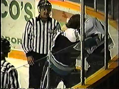 Jason Metcalfe vs Kip Brennan
