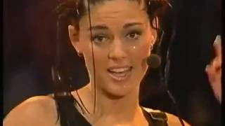 Belle Perez - Hello world