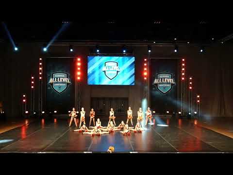 Tapsy Paws - Peewee Pom