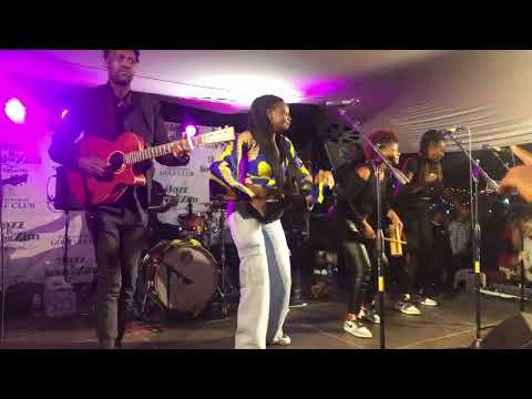 Selmor Mtukudzi - Chipembenene (Live at Sherwood)