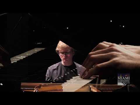 DMITRY ABLOGIN PLAYS FANNY MENDELSSOHN 3 SONGS WITHOUT WORDS