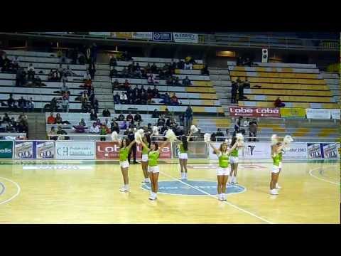 Cheerleaders C.B. Peñas Huesca 20-01-12 Presentación