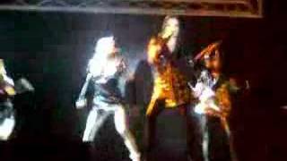 High energy!!! Comienzo concierto Miss Sanchez