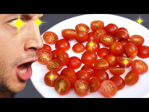 Kitchen Hack : Slice 25 Tomatoes in 5 seconds !
