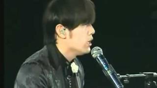 周杰伦《说好的幸福呢、你怎么说、月亮代表我的心 现场版》.flv