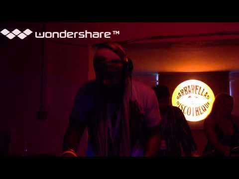 Osunlade at Barbarella's
