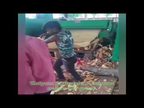 LOG PEELING LATHE MACHINE MODEL K.I.1400