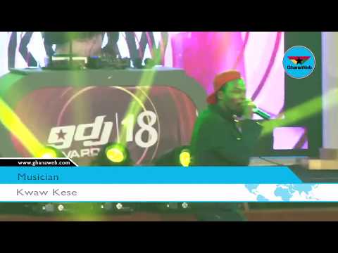 2018 Ghana DJ Awards: Kwaw Kese shows his 'madness' on stage