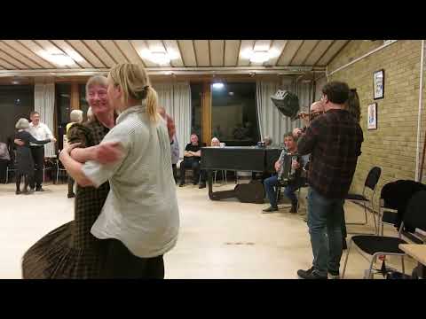 Den røde lue, Himmerland (DK) / Jysk Danseorkester