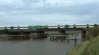 preview picture of video 'Class 377 electrostar ran over Arun river 8/9/08'