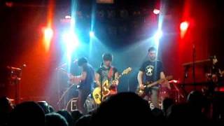 the go! team at mezzanine 4/20/11 &#39;secretary song&#39;