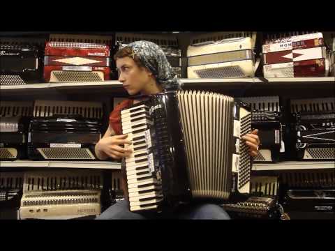 1387 - Black La Tosca LMM 120 $995