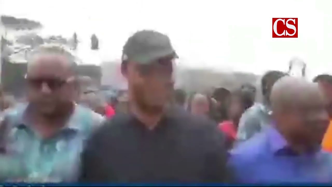 Shadary : "Nous nous connaissons.  Le dictateur Tshilombo, nous le connaissons. Nous connaissons ses limites. Il n'y aura rien. Même si on le fait entourer de milliers de conseillers, de bons conseillers, la personne elle-même, le problème c'est lui. Il est limité "