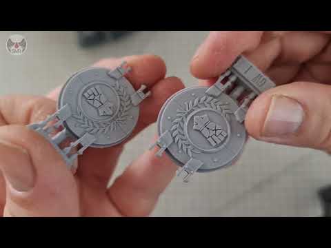 Forge World Imperial Fists Deimos Rhino doors unboxing review