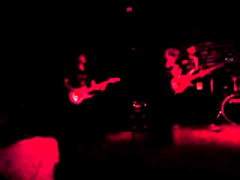 REVOLUSI ( BUNKFACE ) - EMPIRE GARDEN