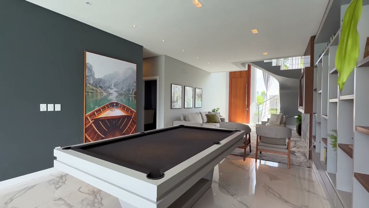 CASA EM CONDOMÍNIO FECHADO MOBILIADA E DECORADA