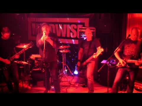 Mindwise - Breathe (live Black Horse 26052017)