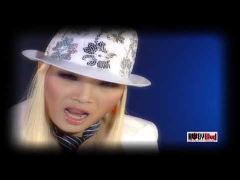Thể hiện bởi Hồng Ngọc