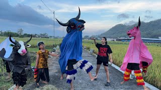 Download lagu MENCARI BANTENGAN BEROT ADA BARONGAN MACAN, DEVIL DAN BANTENGAN BEROT mp3 Download lagu MENCARI BANTENGAN BEROT ADA BARONGAN MACAN, DEVIL DAN BANTENGAN BEROT mp3