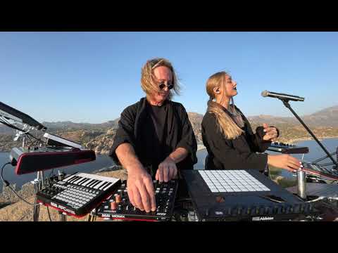 Tom & Collins & Francis Mercier - No Me Importa (REVOL live mix )