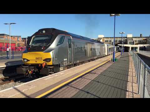 68013 departs Banbury with minor clag