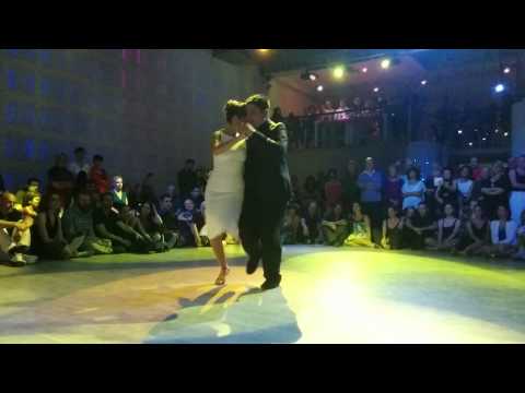  Carlos Espinoza  and  Noelia Hurtado Pitruzzella  are  dancing  to  the  vals  "  Violetas  "  by  Alberto Castillo