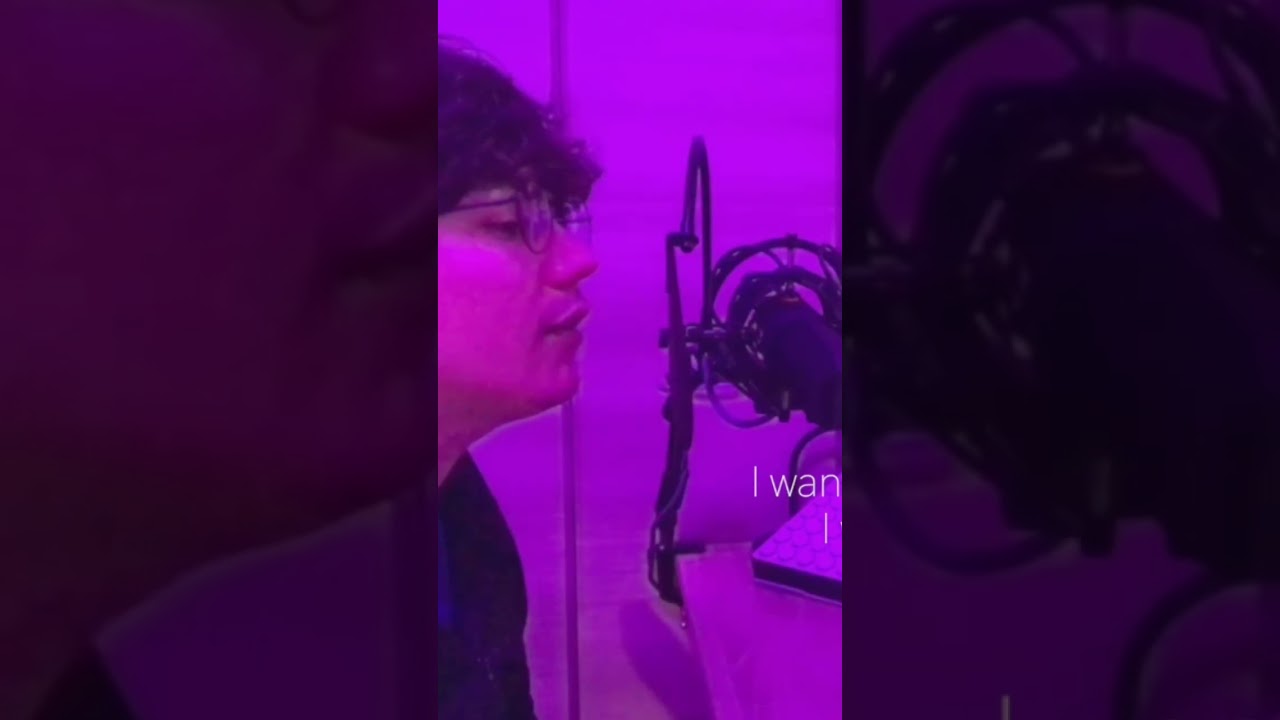 LOVE TRIGGERを音楽プロデューサーがバキバキにリミックスしてみた結果。 #lovetrigger #snowman #恋する警護24時 #英語バージョン