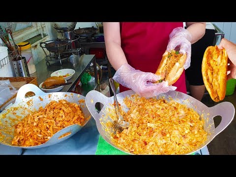 Hé lộ cách chế biến Bánh Mì Dân Tổ gây sốt ở Hà Nội tại Sài Gòn
