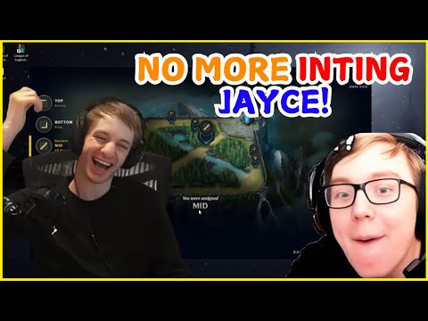 Thebaus Trying To Convince Caedrel Play His New Inting JAYCE Against T1 | League of Legends Clip