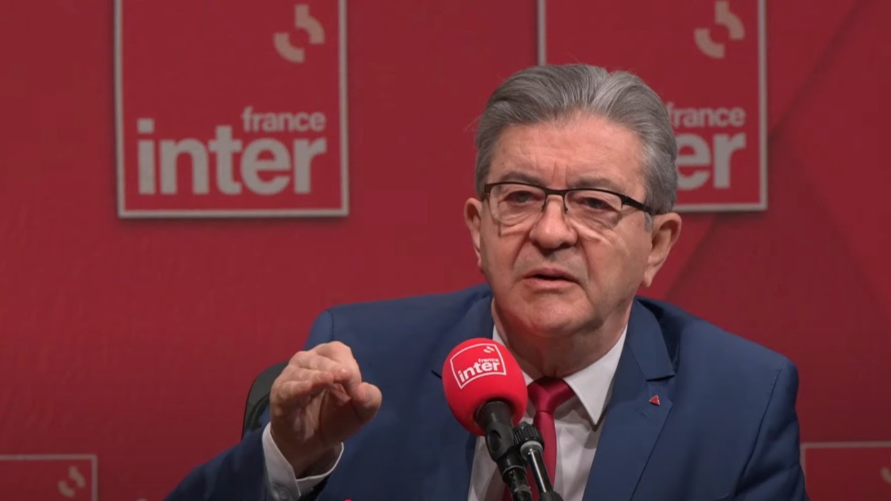Pour Jean-Luc Mélenchon, Emmanuel Macron "a tort de faire cette gesticulation" sur la "menace russe"