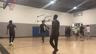 Highlight 1:45:40 - 1:50:40 from 2ktwinnz hooping live takeover