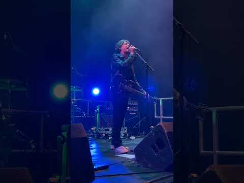 Carl Barât plays “0.5” for the first time at Cambridge Junction January 2022