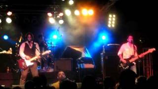 Deadbeat Darling  - Bedroom Cieling